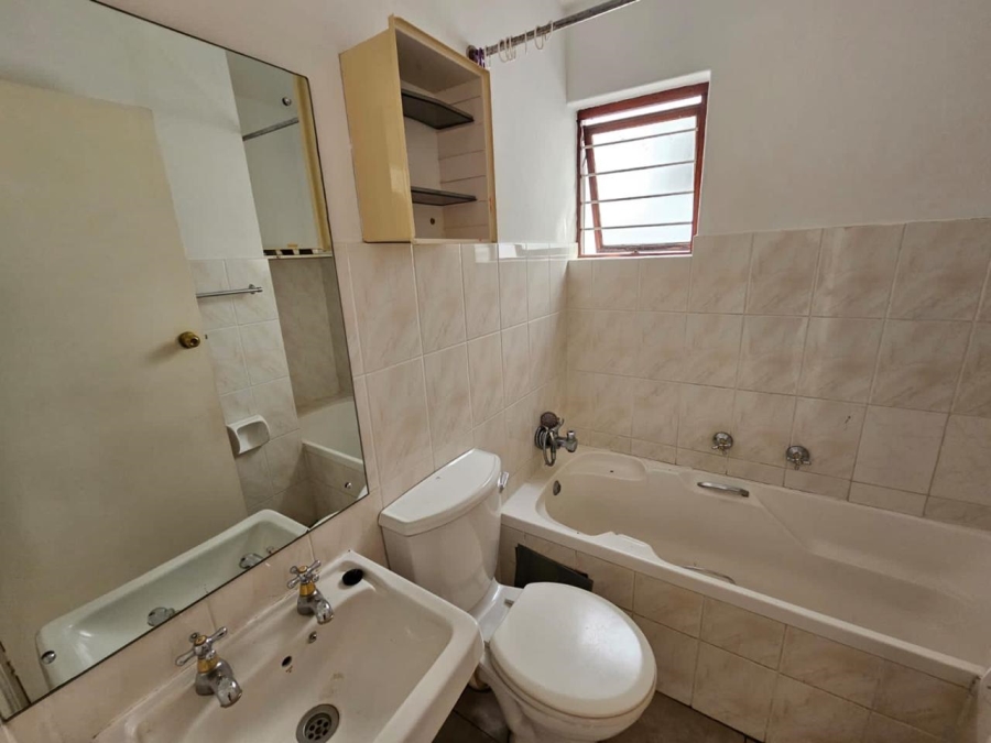 To Let 2 Bedroom Property for Rent in Mount Kos North West